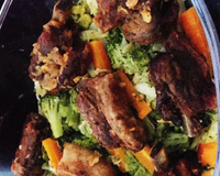 Costela de porco assada no micro-ondas