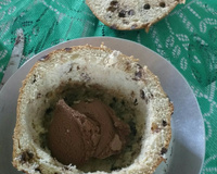 Panetone de chocolate com sorvete