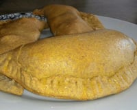 Pastel de farinha integral assado