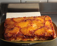 Bolo fácil de abacaxi caramelizado