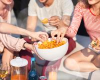 Encontro de amigos em casa? 5 aperitivos práticos para servir