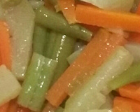 Salada colorida ao molho golf