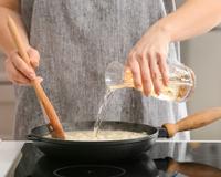 Esse erro cometido por muitas pessoas pode estar deixando seu arroz com gosto de velho