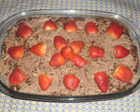 Pavê de morango e chocolate