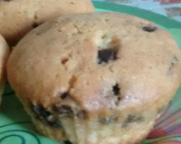 Bolinho de baunilha com gotas de chocolate