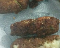 Quibe frito recheado com queijo