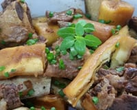 Costela com mandioca na cerveja