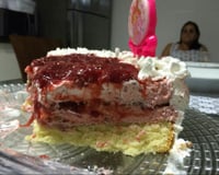 Bolo mousse de morango