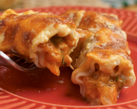 Canelone de frango com creme de milho