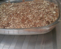 Pavê de bolacha maisena com creme branco e creme preto