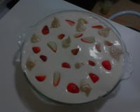 Merengue de morango com suspiro