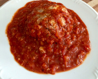 Porpeta de bacon recheada com mussarela