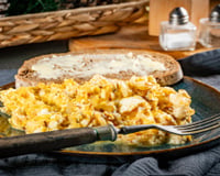 O TudoGostoso revela qual é a melhor escolha entre omelete e pão com ovo para evitar picos de glicose