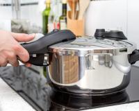 Panela de pressão: saiba como utilizar o acessório da maneira correta para aumentar sua durabilidade