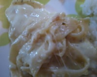 Macarrão de queijo com molho branco