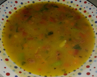 Sopa de abóbora japonesa com gengibre e alho poró