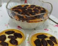 Manjar branco com ameixas