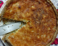 Quiche fácil de queijo e cebola