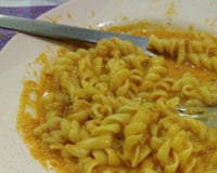 Macarrão de panela de pressão com atum