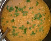 Sopa de banana verde