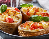 Batata recheada: 8 receitas deliciosas para você inovar no cardápio