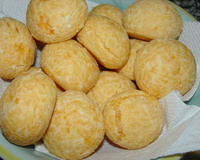Pão de queijo facílimo