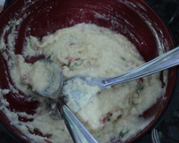 Bolinho de arroz com linguiça calabresa