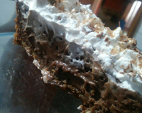 Torta mousse de chocolate com chantilly