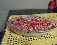 Torta de Bolacha com Nata e Morangos