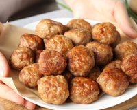 Misture esse tempero nas suas almôndegas e elas ficarão muito mais deliciosas