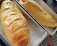 Pão caseiro recheado com calabresa