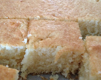 Bolo de massa branca