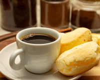 Descubra qual a melhor hora do dia para tomar café da manhã e por que ela varia para cada pessoa