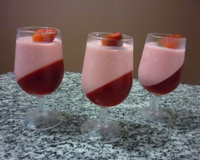 Gelatina com creme rosado