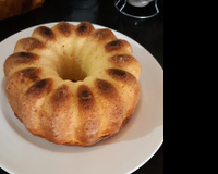 Bolo de queijo com milharina