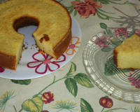 Bolo de laranja gelado com coco