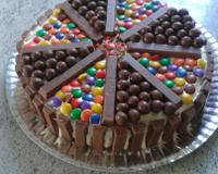 Bolo de Kit Kat à minha moda