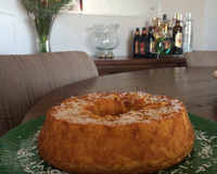 Bolo de milho com leite condensado e coco (sem farinha de trigo)