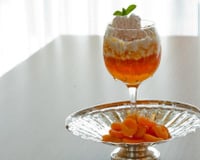 Bavaroise de papaia ao creme de iogurte e mel