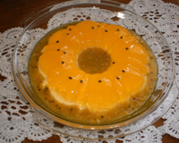 Pudim de gelatina de maracujá