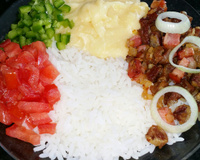 Pirão de aipim com carne de sol e salada