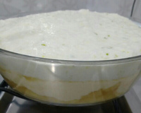 Torta gelada de abacaxi