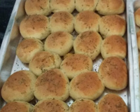 Pão de cebola recheado