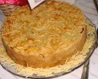 Torta de carne seca com banana da terra