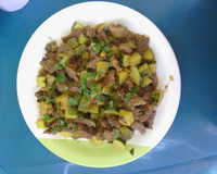 Refogado de abobrinha com carne