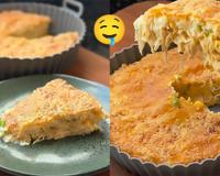 Torta de frango cremosa (perfeita pro jantar!): receita com tapioca é fácil, saudável e tem 15,6 g de proteína por pedaço