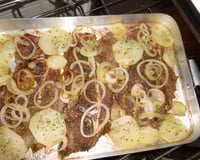 Chuleta assada com batatas