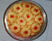 Bolo de abacaxi caramelizado