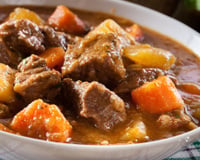 8 passos para fazer a melhor carne de panela da sua vida: é assim que os chefs profissionais fazem!