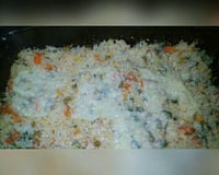 Arroz de forno com atum e legumes